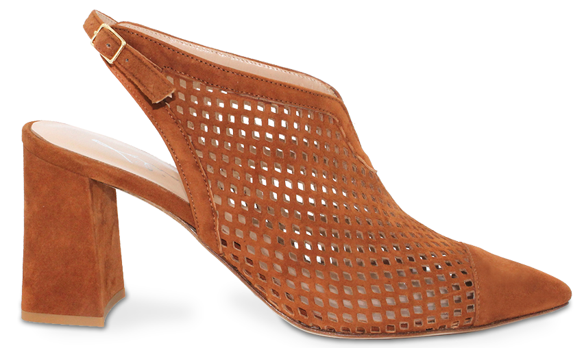Ein einzelner brauner Schuh